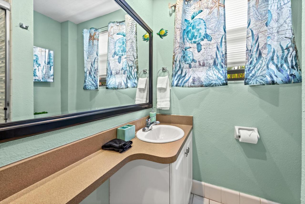 סיינט פיט ביץ' Majestic Beach Condo In Beachfront Resort In St Pete Beach מראה חיצוני תמונה