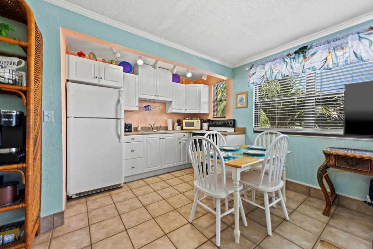 סיינט פיט ביץ' Majestic Beach Condo In Beachfront Resort In St Pete Beach מראה חיצוני תמונה